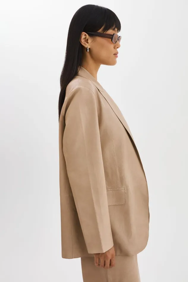 Women QUIRINA Leather Blazer Beige LAMARQUE Leather Jackets Women QUIRINA Leather Blazer Beige LAMARQUE Leather Jackets