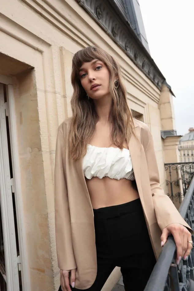 Women QUIRINA Leather Blazer Beige LAMARQUE Leather Jackets Women QUIRINA Leather Blazer Beige LAMARQUE Leather Jackets