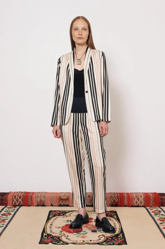 Women Sueded Tencel Savanna Ecru Jai Jacket Raquel Allegra Jackets