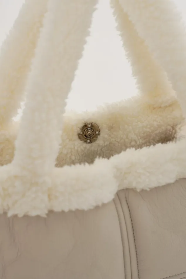 Women ZOEY Sherpa Leather Tote Boneecru LAMARQUE Bags